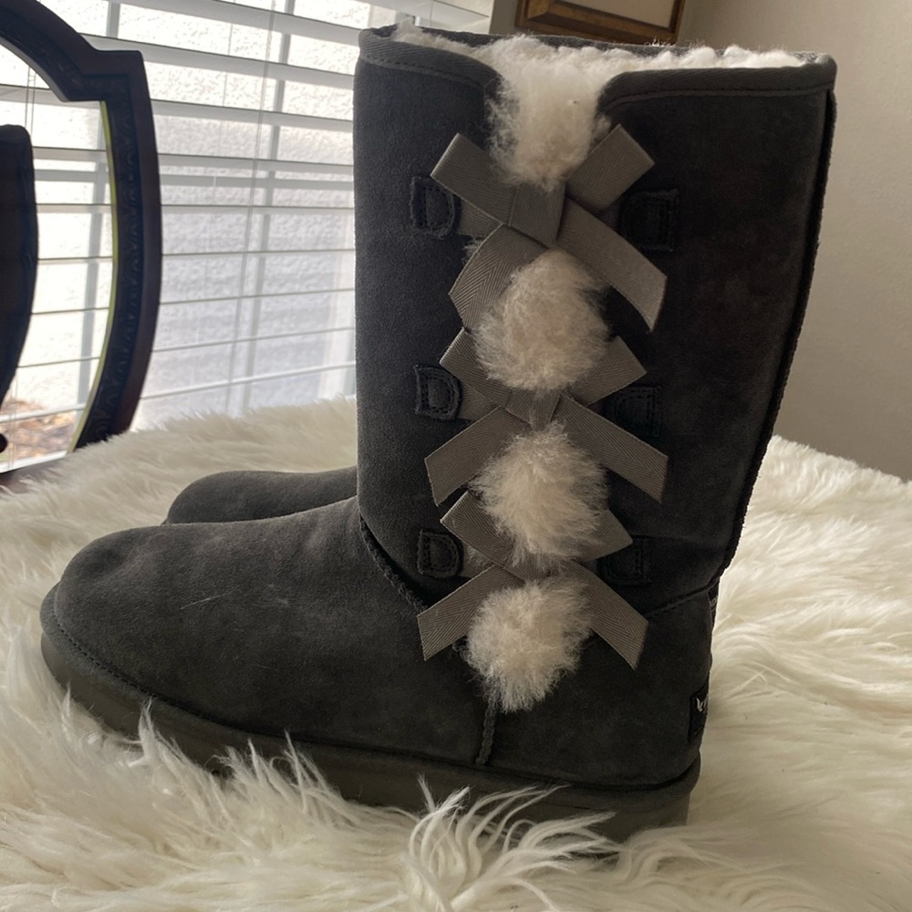 New but without tags, never use, very cozy and comfortable ❤️❤️❤️